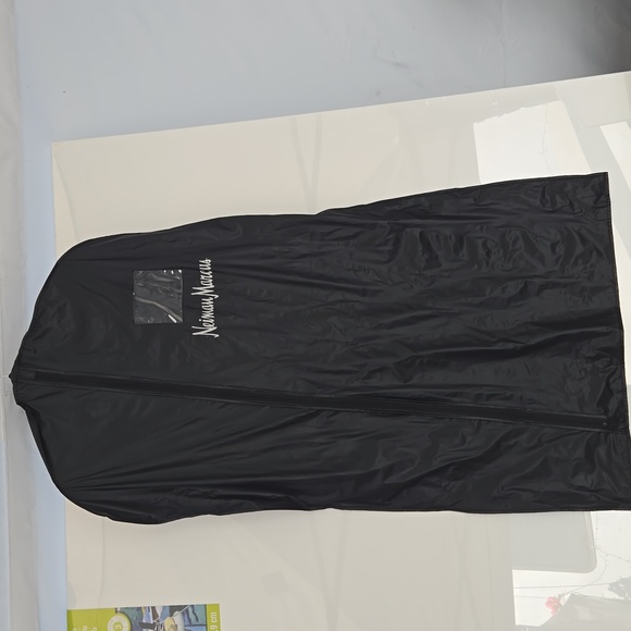 COPY - Neiman Marcus Garment bag - Picture 1 of 8